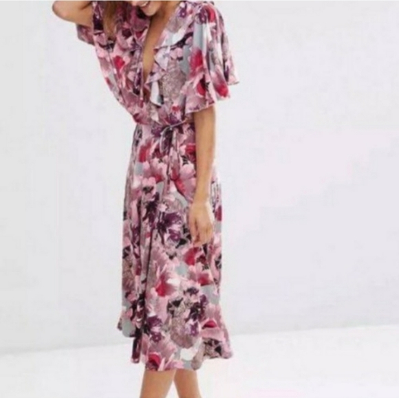 ASOS Floral Open Back Midi Floral Cape Dress 6 - Picture 3 of 8